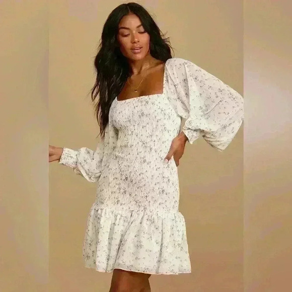 Lulus Va Va Bloom Ivory Floral Print Smocked Long Sleeve
Mini Dress size medium - Picture 1 of 8